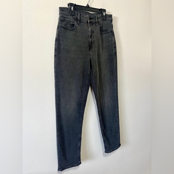 American Eagle Charcoal Straight Leg Mom Jeans - Size 6 (28") - Picture 7 of 12